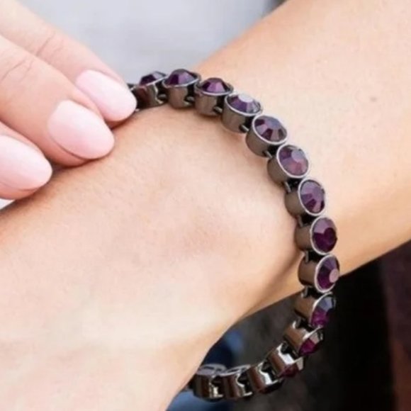 New Plunder Design Adeline Magnetic Bangle Bracelet New With Tags - Picture 2 of 3